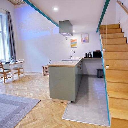 Awesome Budapest Downtown Studio W Balcony & Free Private Parking Luaran gambar
